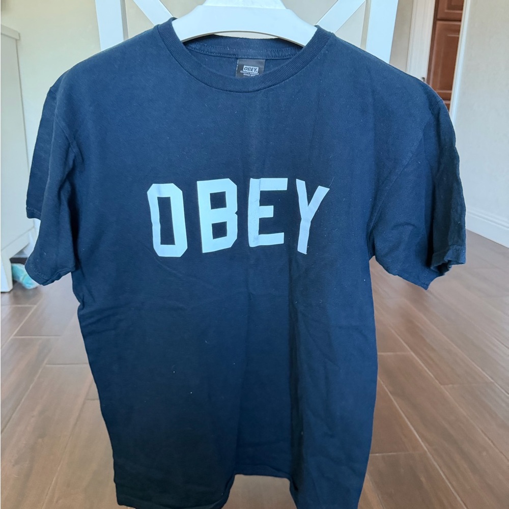 Obey Men's Black Short-Sleeve Crewneck T-Shirt with White Logo